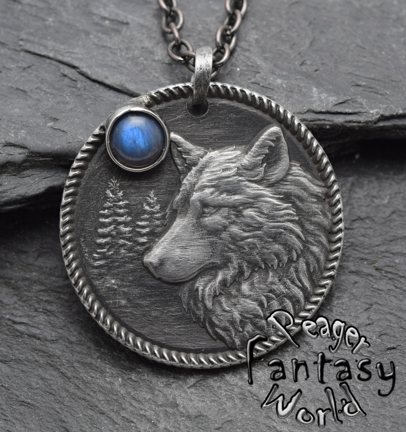 Wolf~Labradorite~Engraved Pendant